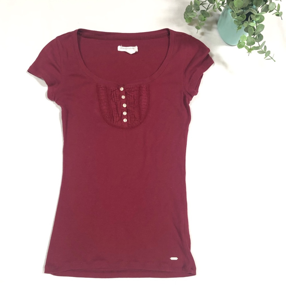 Maroon T shirt